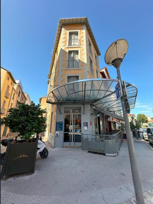 Dyke Hotel Le Puy-en-Velay Exterior foto